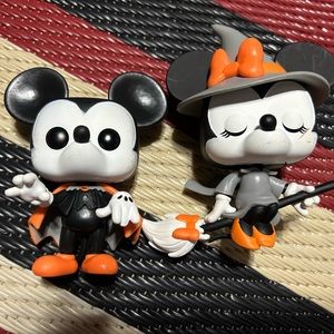 Halloween Mickey and Minnie funko pops. Out of box.